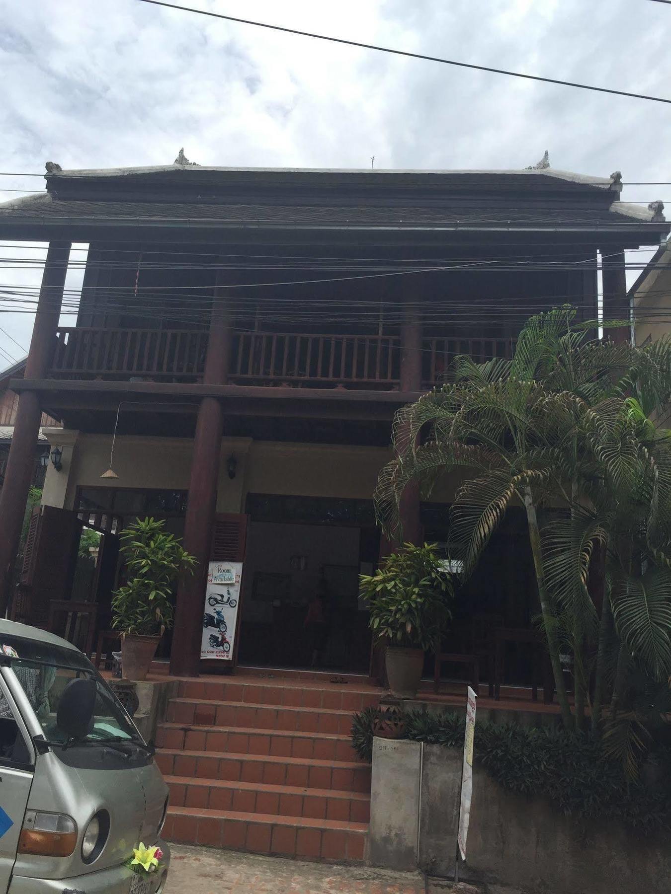 Charming Place Hotel Luang Prabang Exterior photo