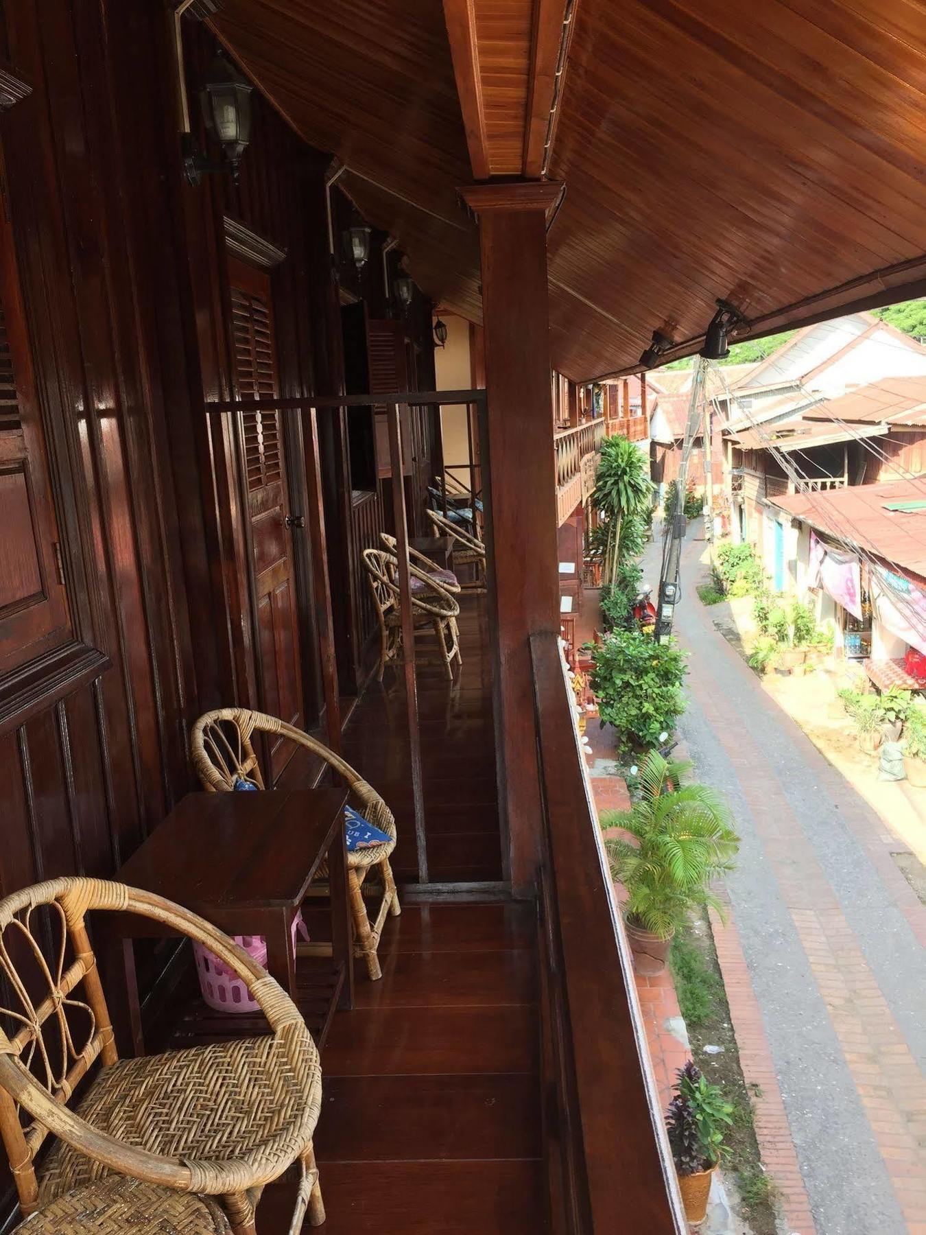 Charming Place Hotel Luang Prabang Exterior photo